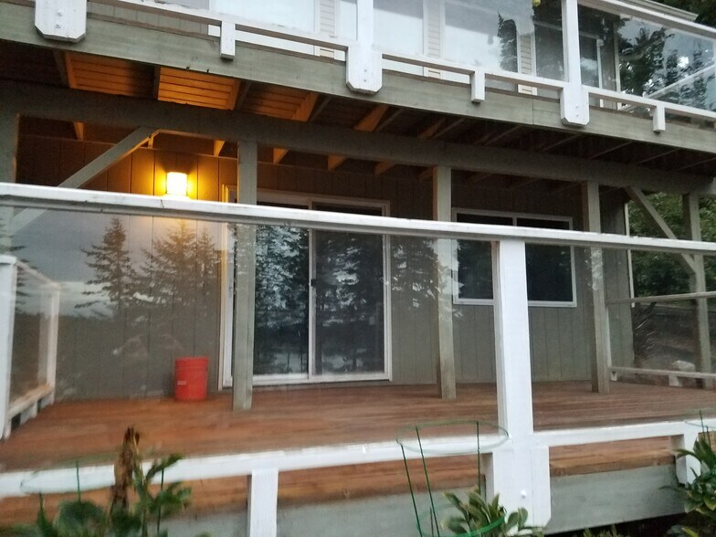 Deck - 8609 Warren Dr NW
