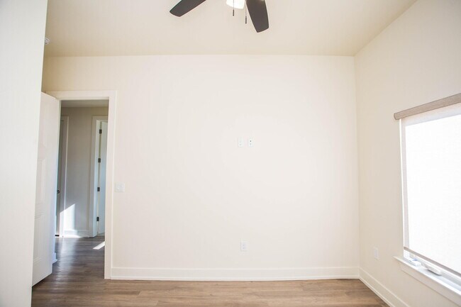 Building Photo - 12010 Troy Ave
