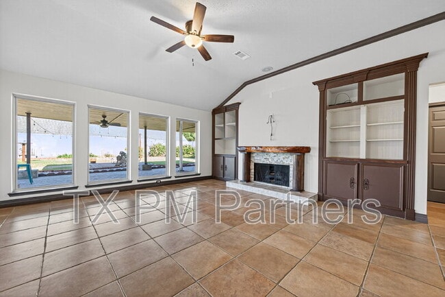 Building Photo - 23410 Stratsborough Dr