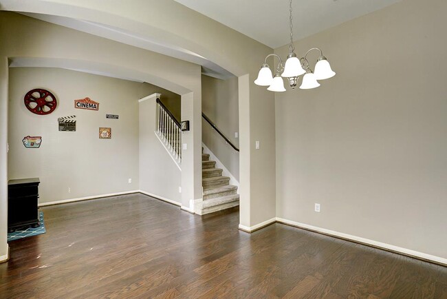 Building Photo - 9110 Solvista Pass Ln