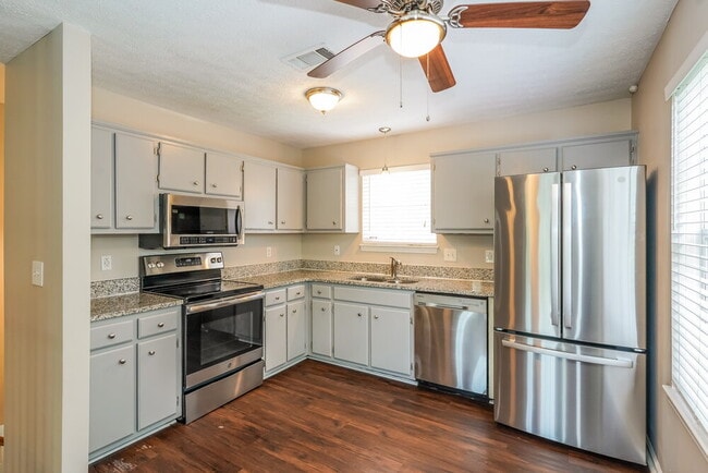 Building Photo - 3209 Dockside Dr