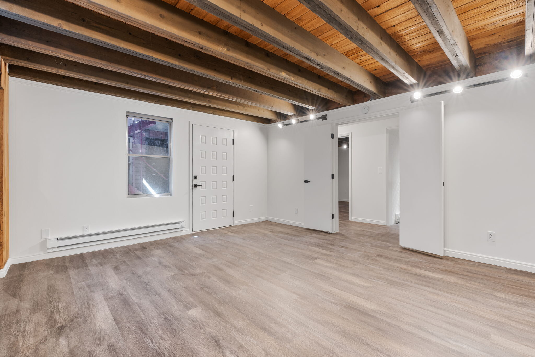 Building Photo - 1016 E 900 S