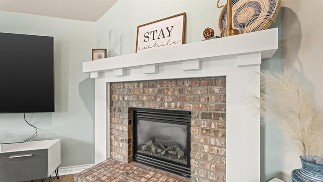 Building Photo - 16316 Drywater Dr