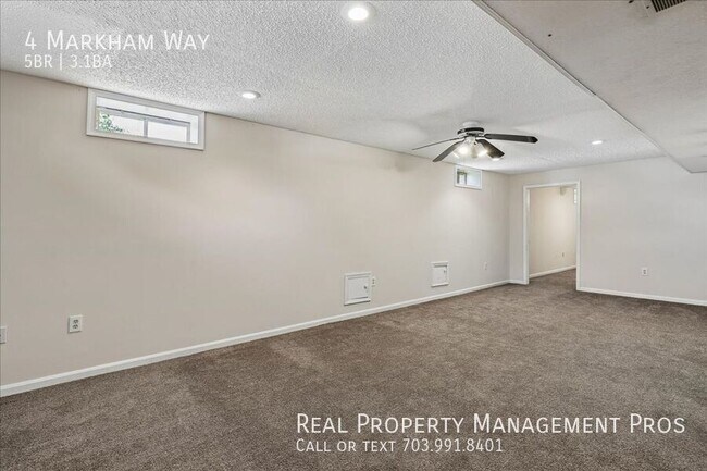 Building Photo - 4 Markham Way