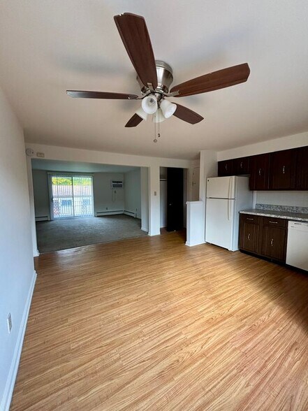 Building Photo - 7 Losson Garden Dr