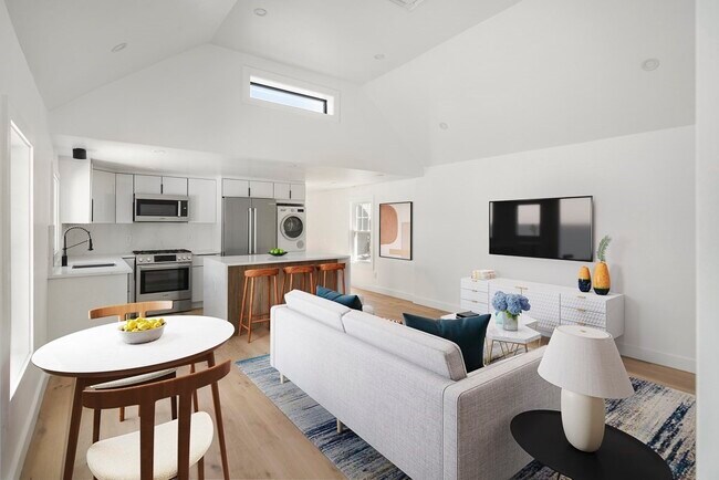 Building Photo - 89 5th St