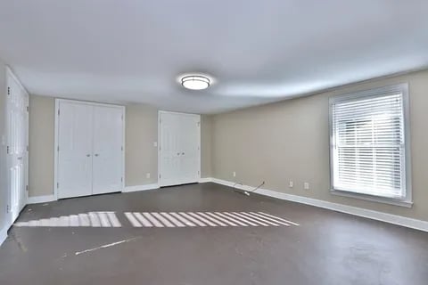 Building Photo - 110 Jarvis St