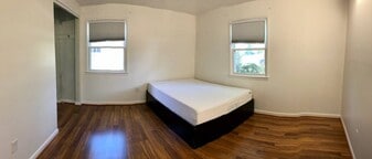 Building Photo - 13711 Pennsboro Dr