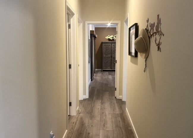 Building Photo - 123 Pete Mann Rd