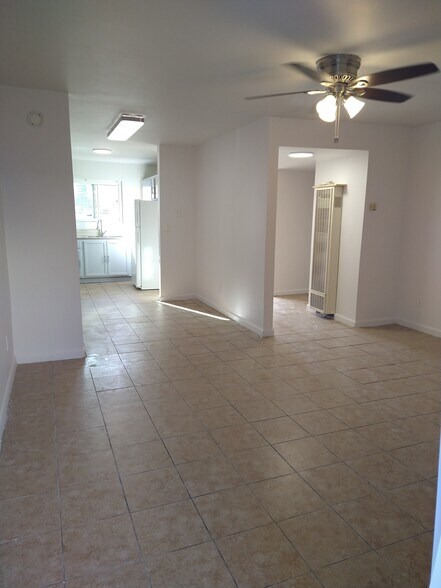 Building Photo - 3663 Harris St