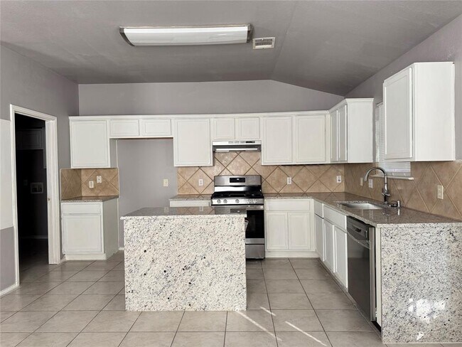 Building Photo - 1412 Vanilla Bean Dr