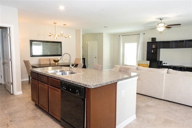 Building Photo - 15413 Dark Star Ln