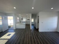 Building Photo - 1 Bed 1 Bath for rent in Long Beach Plenty...