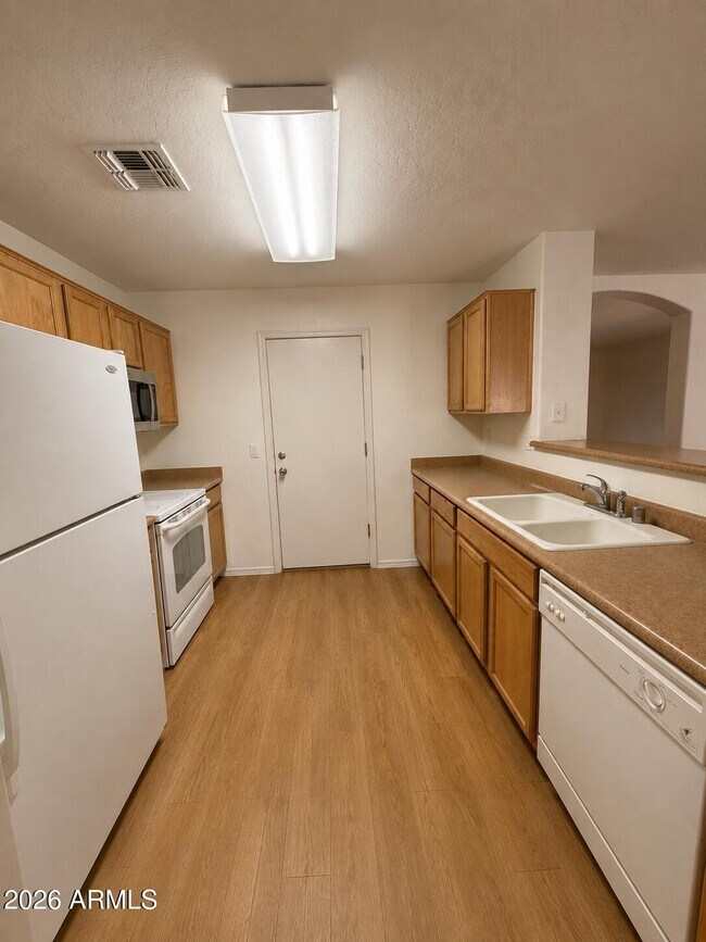 Building Photo - 25776 W Winslow Ave