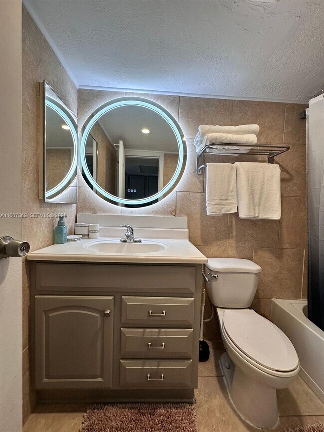 Building Photo - 19201 Collins Ave