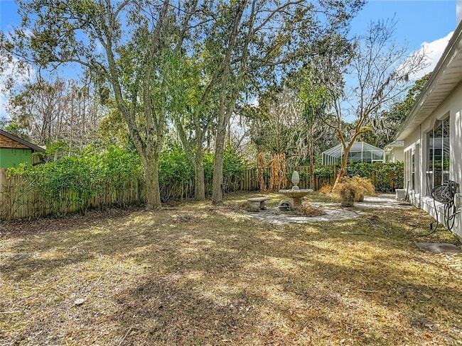 Building Photo - 6 Lionshead Dr