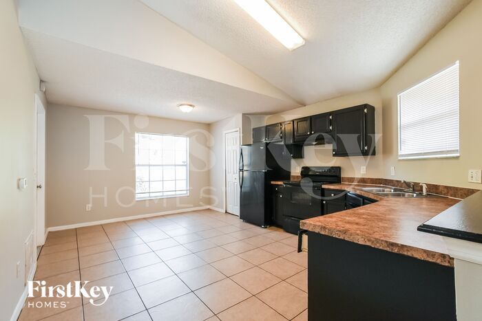 Building Photo - 7564 Groveoak Dr
