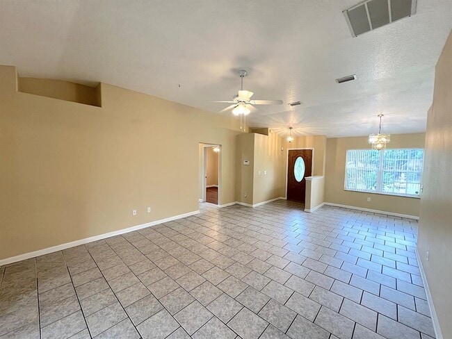 Building Photo - 122 Parkview Dr