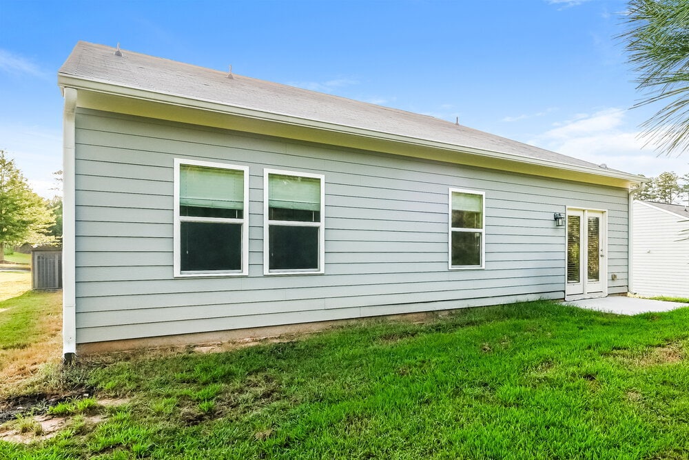 Building Photo - 7261 Lacey Dr