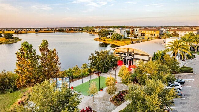 Building Photo - 10205 Pearson Ave