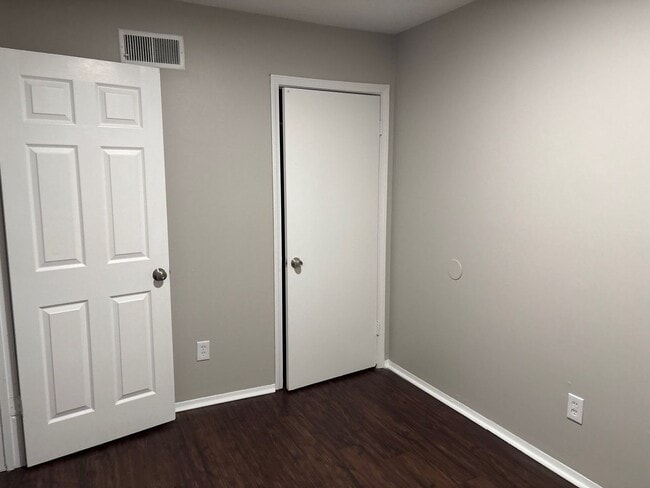 Building Photo - Very Nice Home in Raleigh - Open To Section 8