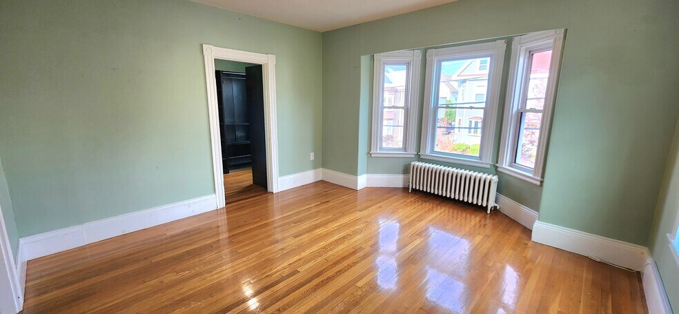 Building Photo - 75 Central Ave