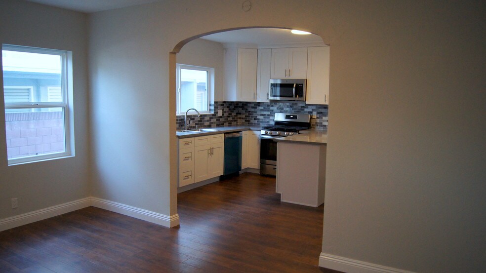 Building Photo - 1649 257th St