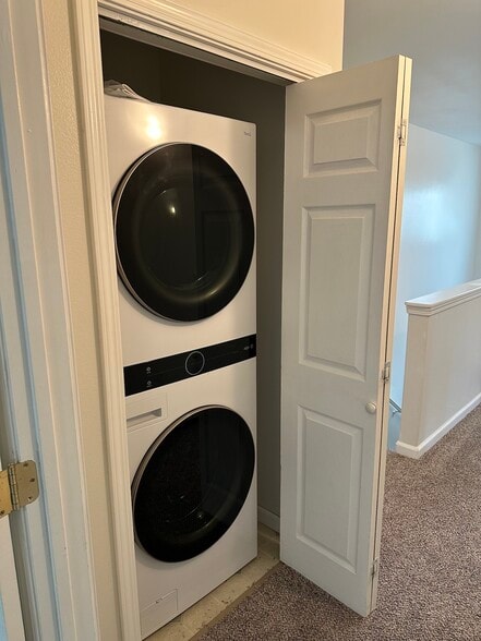 Washer and Dryer in upstairs hall closet - 3887 Blessing Ave