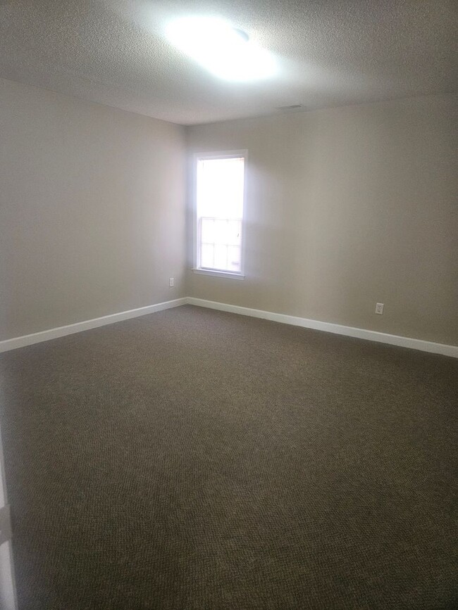 Building Photo - 203 A S Harding Drive