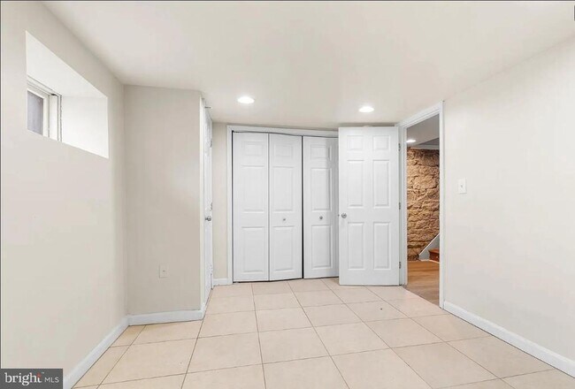 Building Photo - 1401 Druid Hill Ave