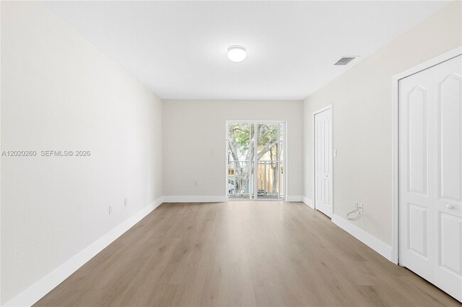 Building Photo - 3178 SW 128th Terrace