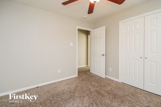 Building Photo - 12207 Duane Ct