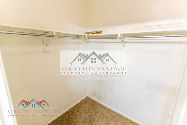 Building Photo - 2743 S Sulley Dr