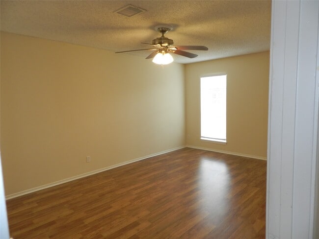 Building Photo - 14309 Misty Meadow Ln