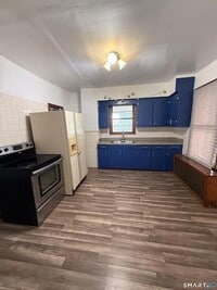 Building Photo - 28 Platt St