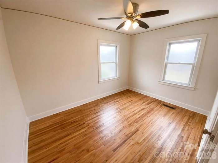 Building Photo - 2308 Grimes St