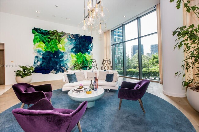 Building Photo - 650 NE 32nd St