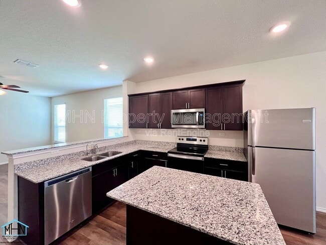 Building Photo - 4105 Paddock Trl