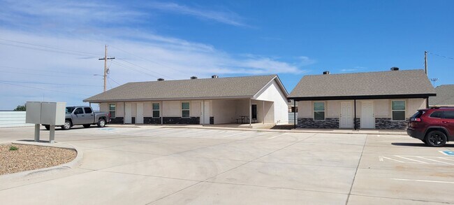 Building Photo - 2501 Martin Luther King Blvd. Apt A