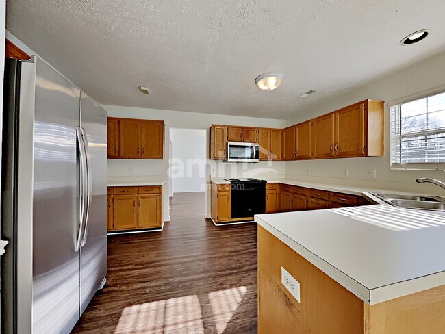 Building Photo - 2498 Port Kembla Dr