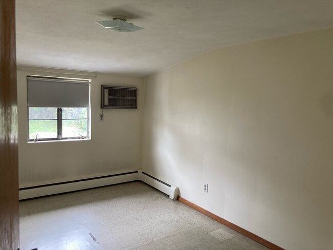 Building Photo - 1100 Chestnut St