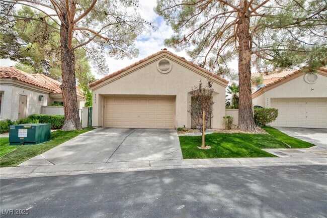 Building Photo - 8949 Diamond Falls Dr