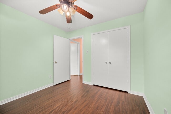 Building Photo - 1530 Hunter Green Ln