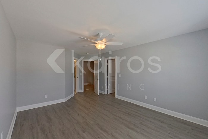 Building Photo - 3704 Oak Leaf Wy