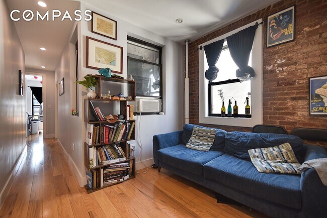 Primary Photo - 175 E 105th St