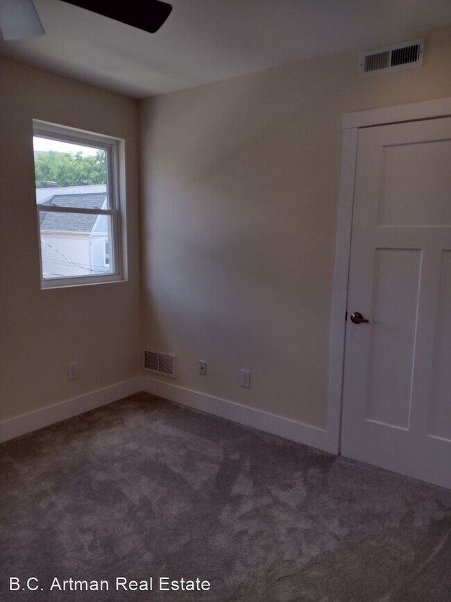 Building Photo - 3 br, 2 bath House - 259 Dunseith Street