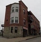 Building Photo - 406 Station Street