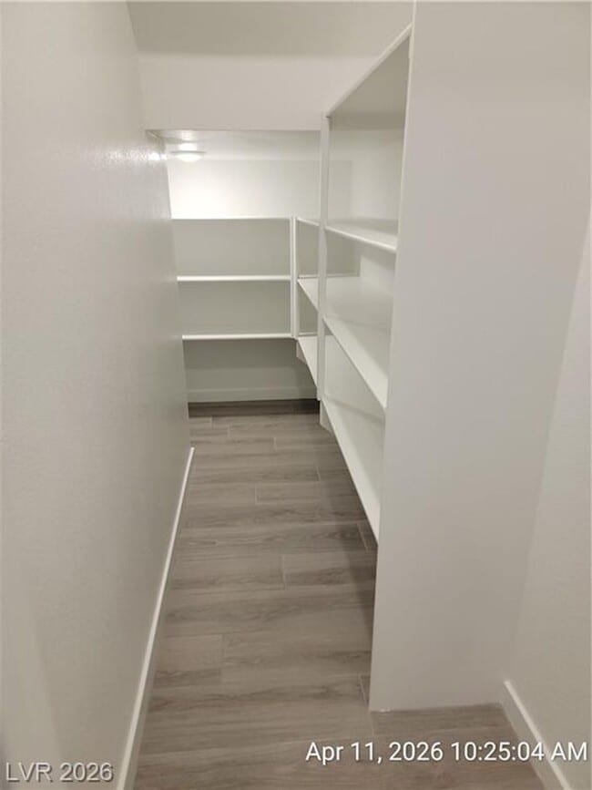 Building Photo - Spacious Henderson Townhome with Balconies and Resort Amenities