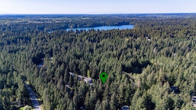 Building Photo - 22530 Bluewater Dr SE