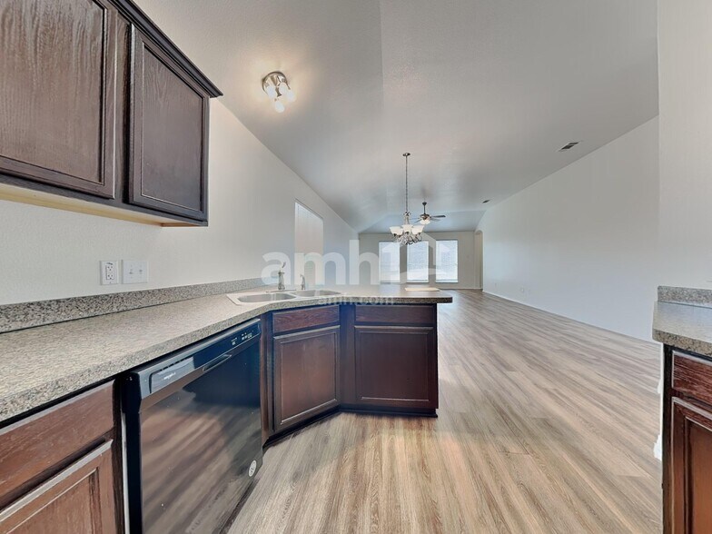 Building Photo - 1256 Rosedale Springs Ln